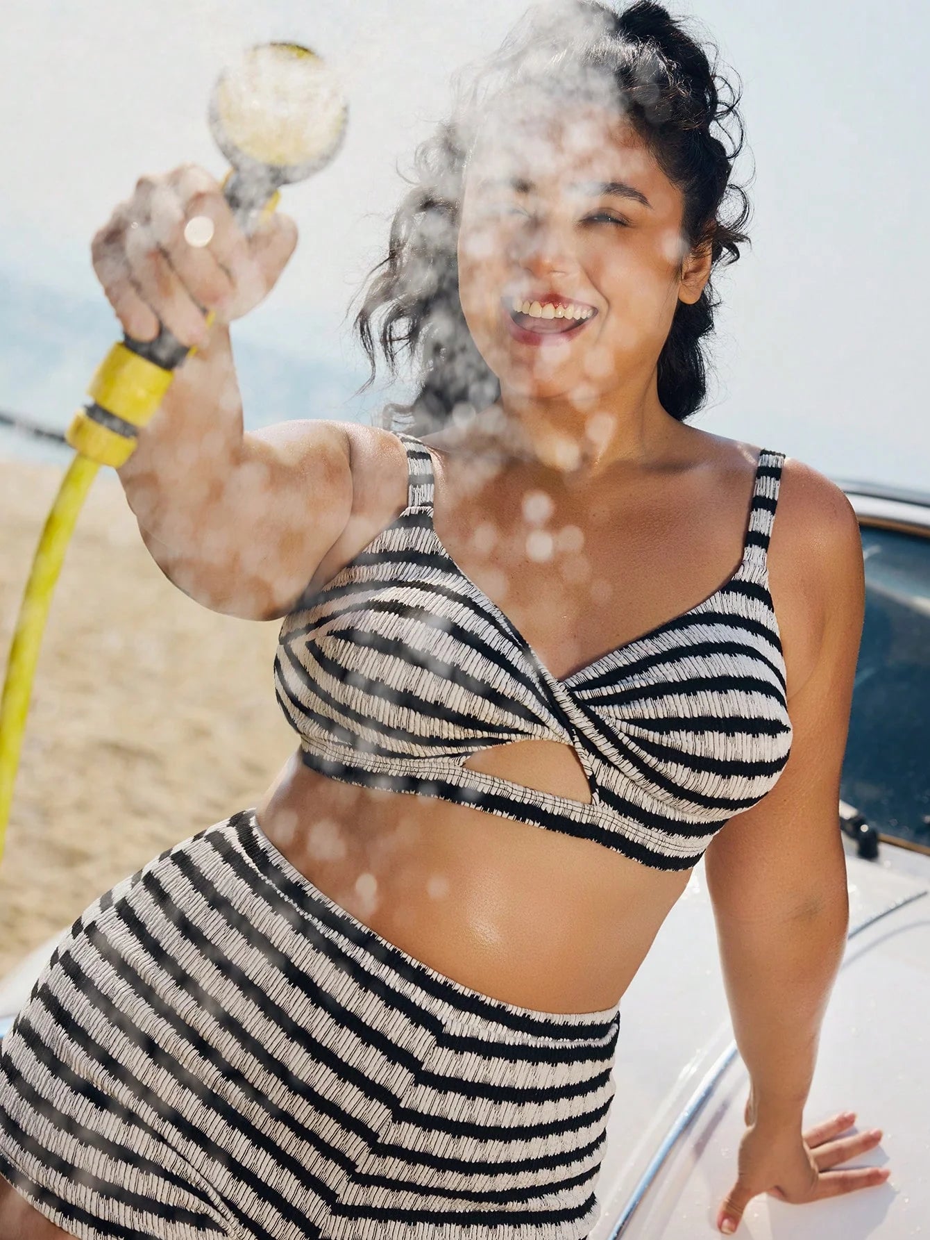 Biquíni Shorts Plus Size Listrado