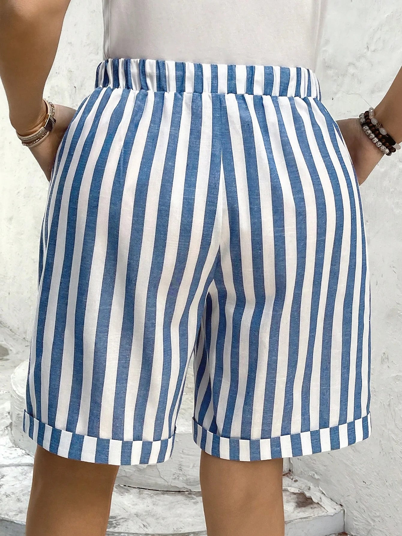 Short Listrado Plus Size Cordão