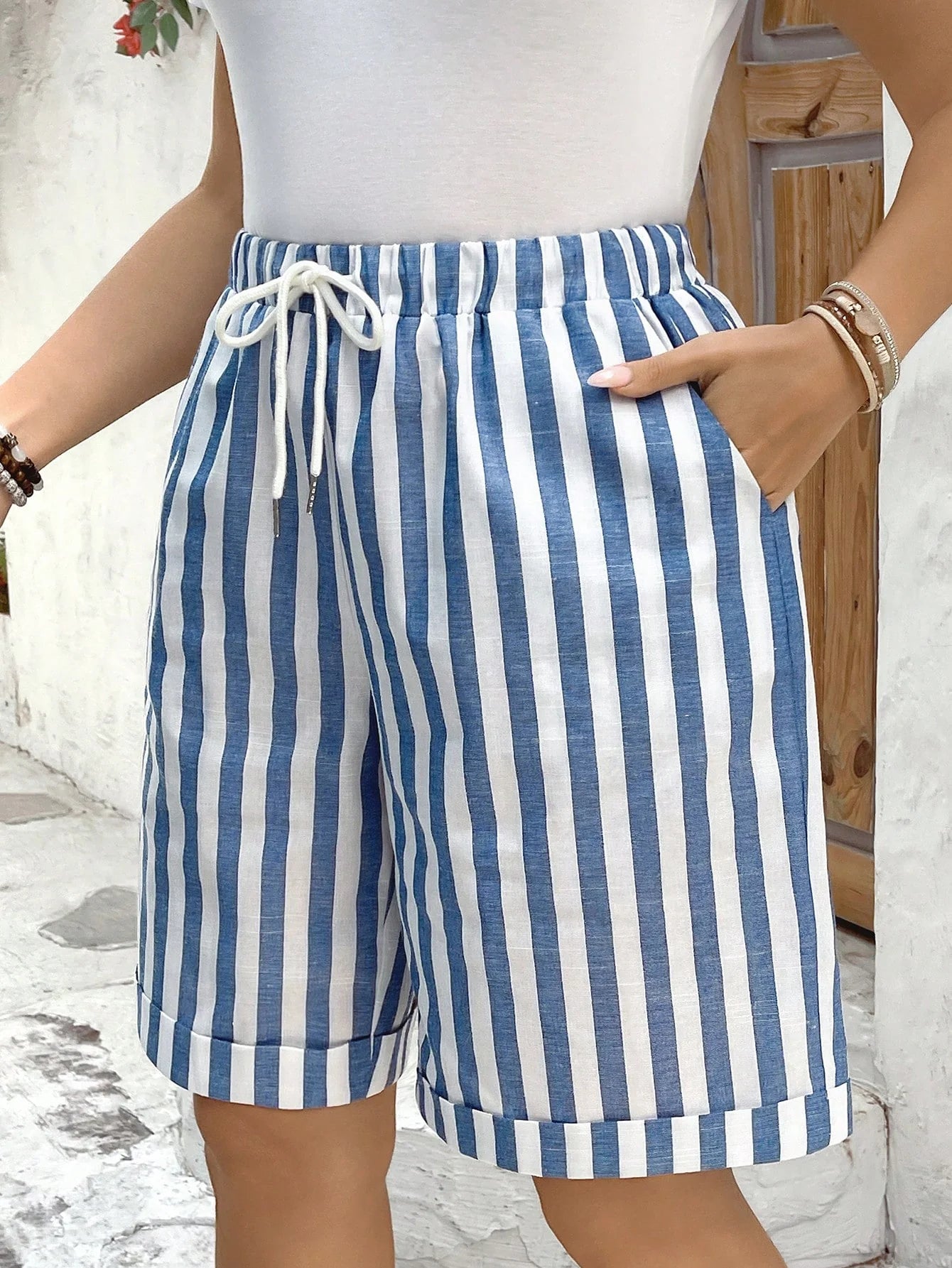 Short Listrado Plus Size Cordão