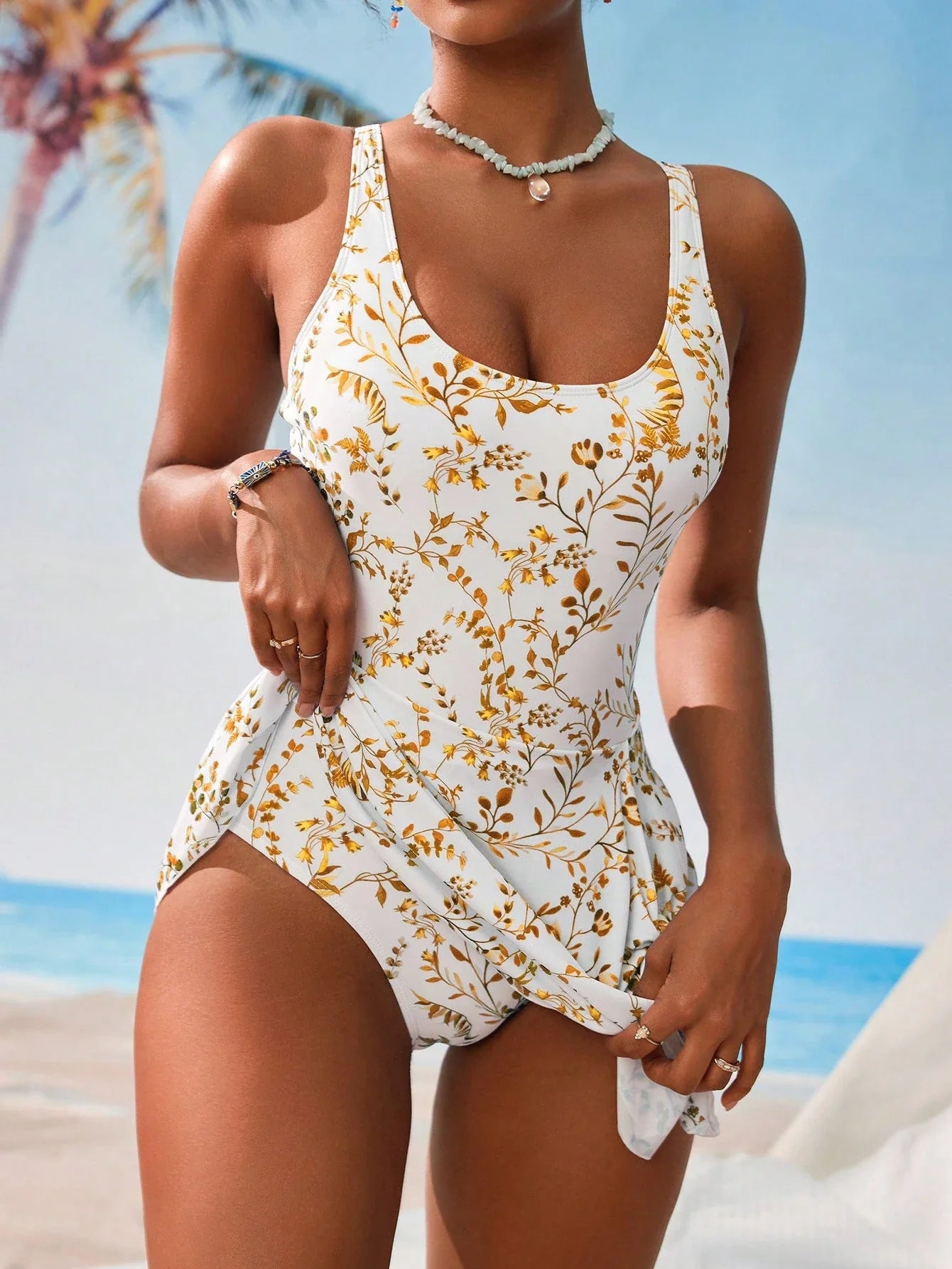 Maiô Estampado com Plantas