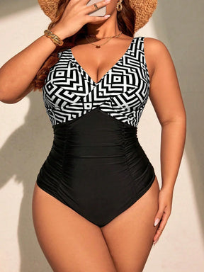 Maiô Geométrica Plus Size