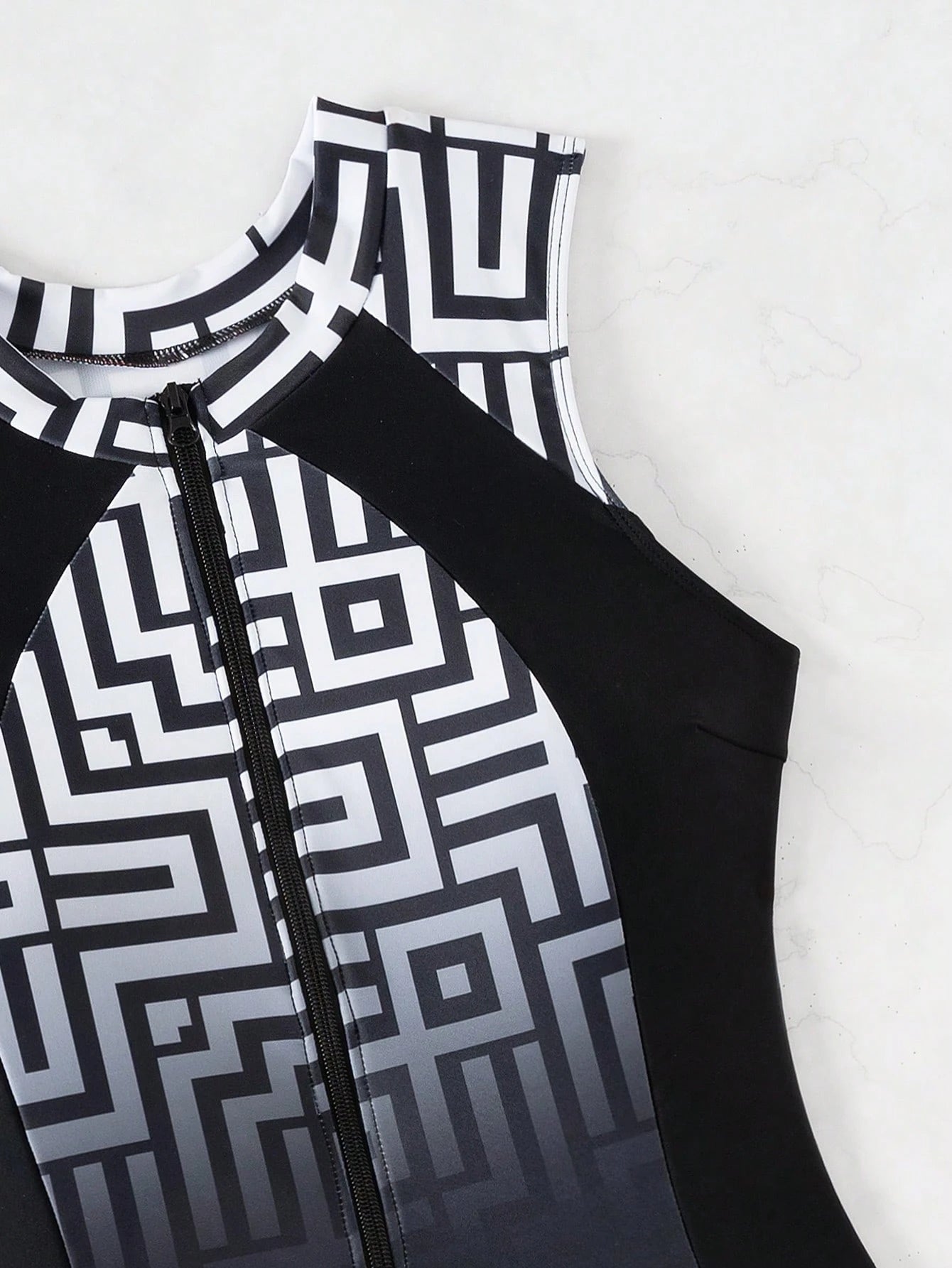 Maiô Esportivo Léa