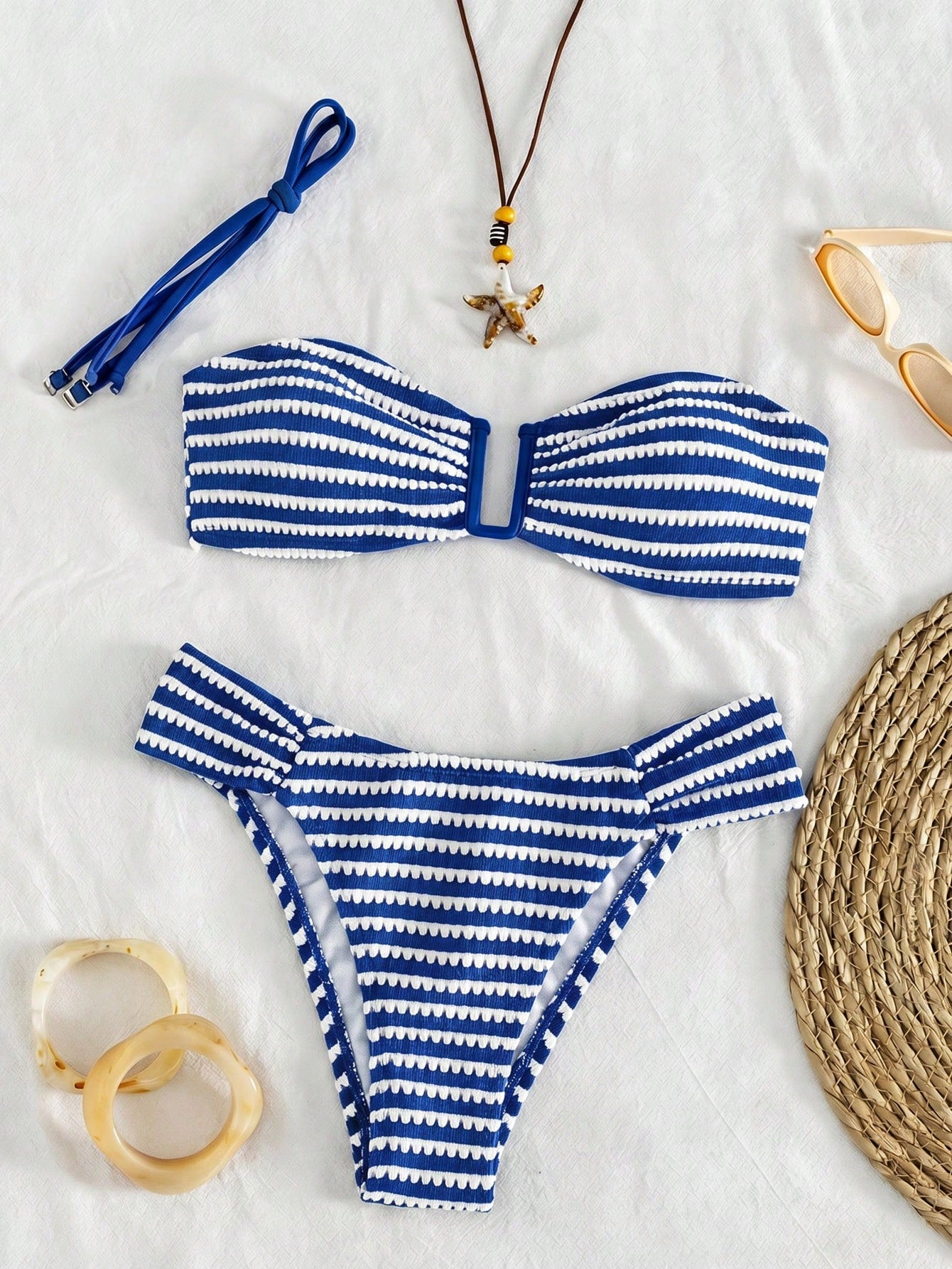 Biquíni Bandeau Listrado Náutico Camille