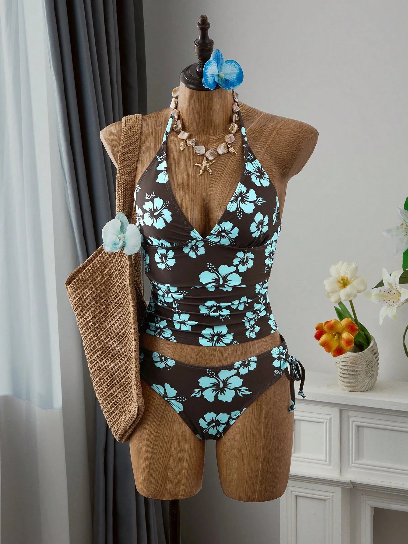 Tankini Minimalista com Amarração