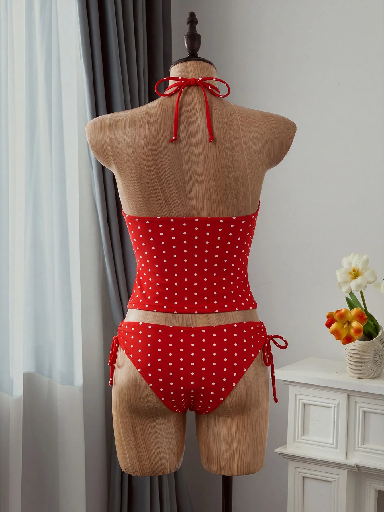 Tankini Minimalista com Amarração