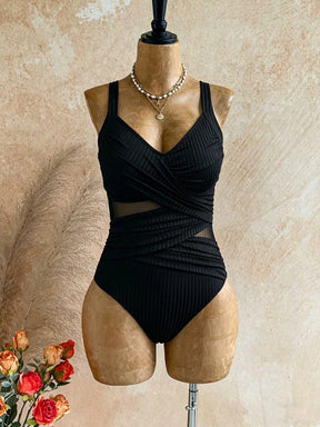 Maiô Cruzado Emily Plus Size