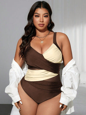 Maiô Cruzado Emily Plus Size