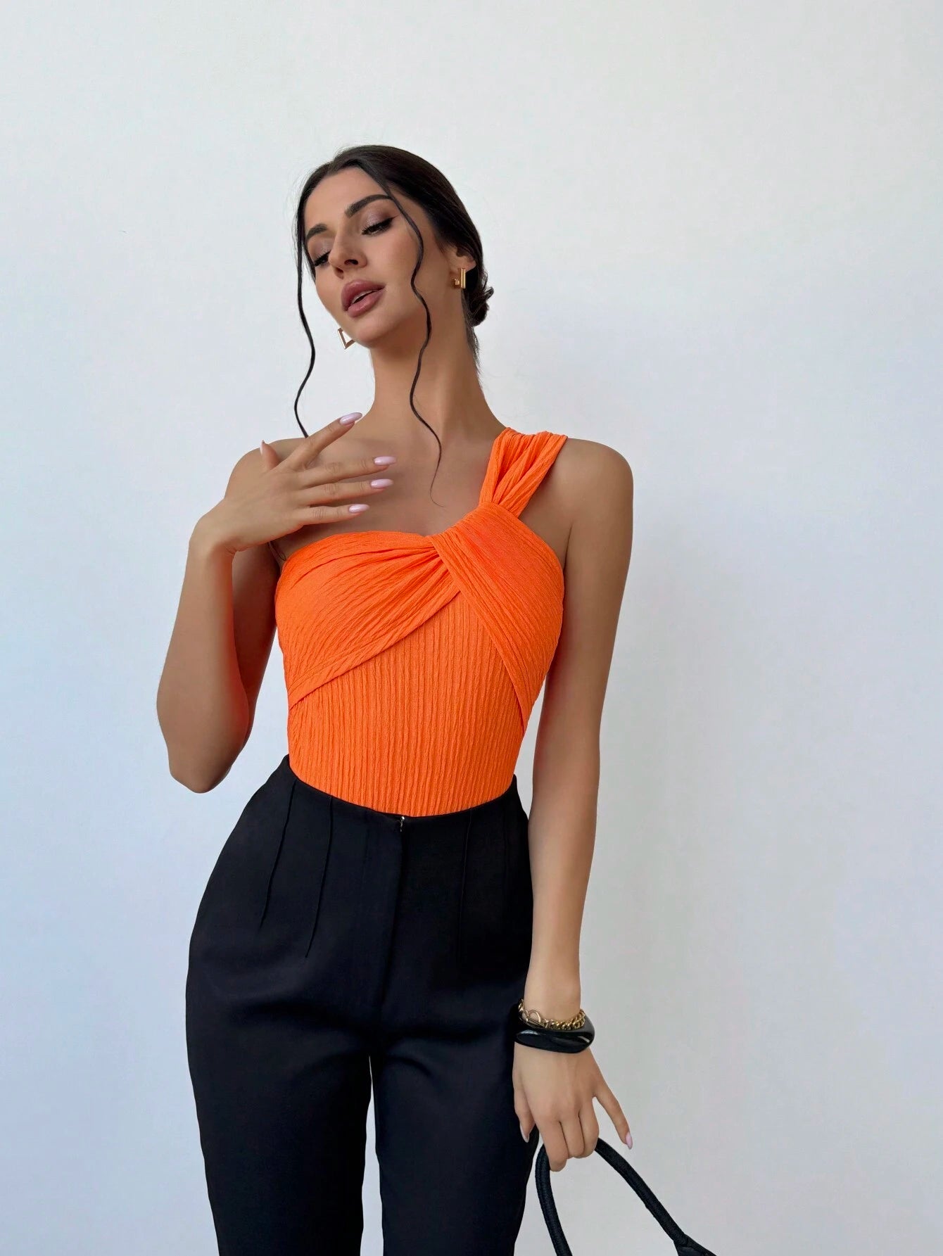 Body Ombro Único Elegante