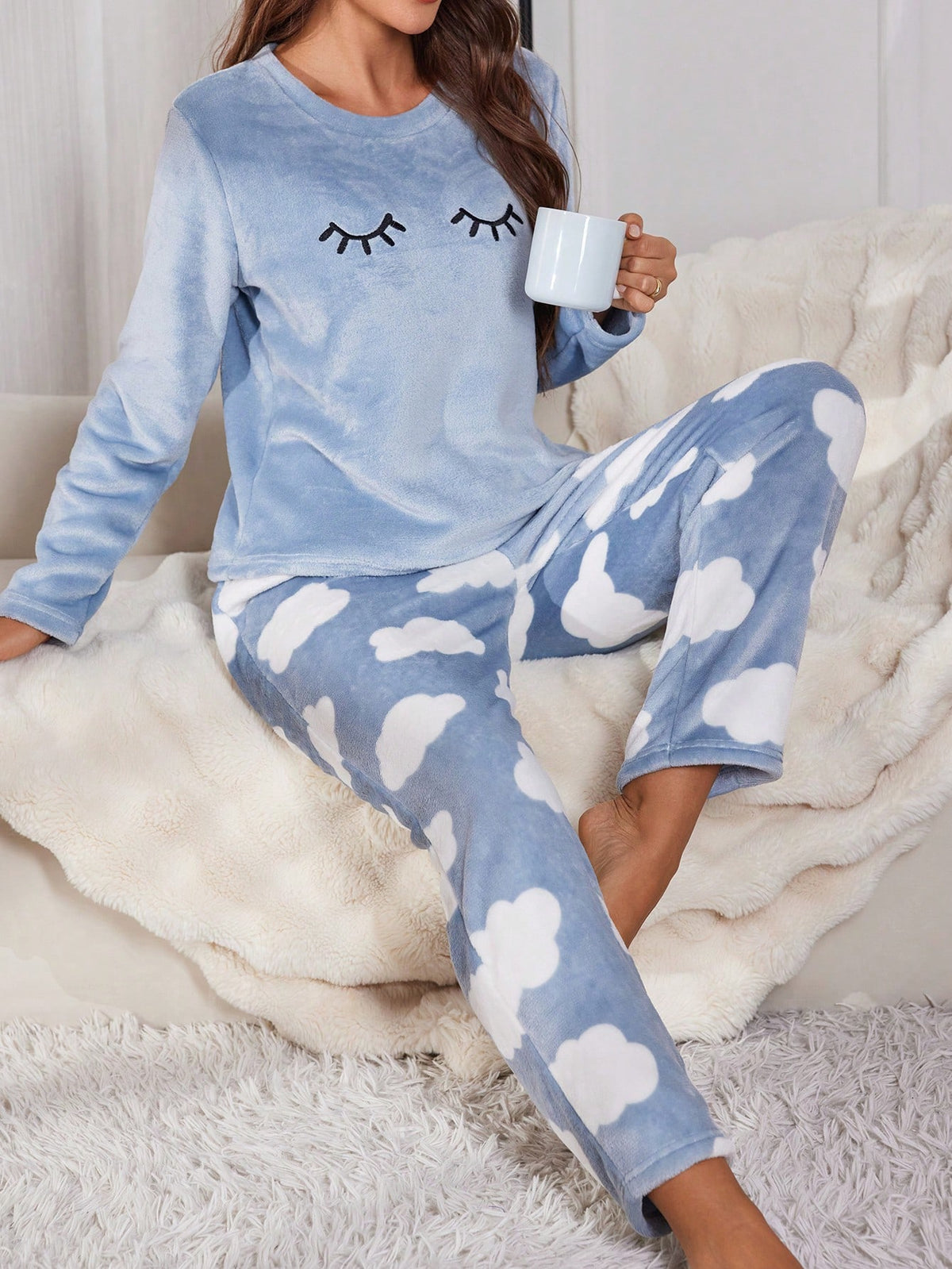 Pijama Soft Dormindo Nas Nuvens