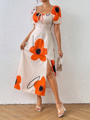 Vestido Floral Elegante com Manga Bufante e Fenda Lateral
