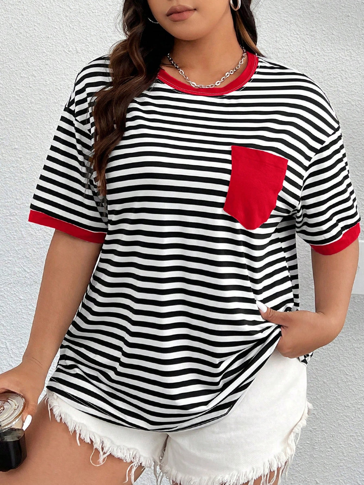Camiseta Plus Size Listrada