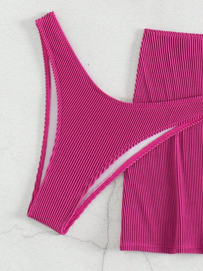 Conjunto de 3 Peças Sensual com Top e Saia Corte Alto