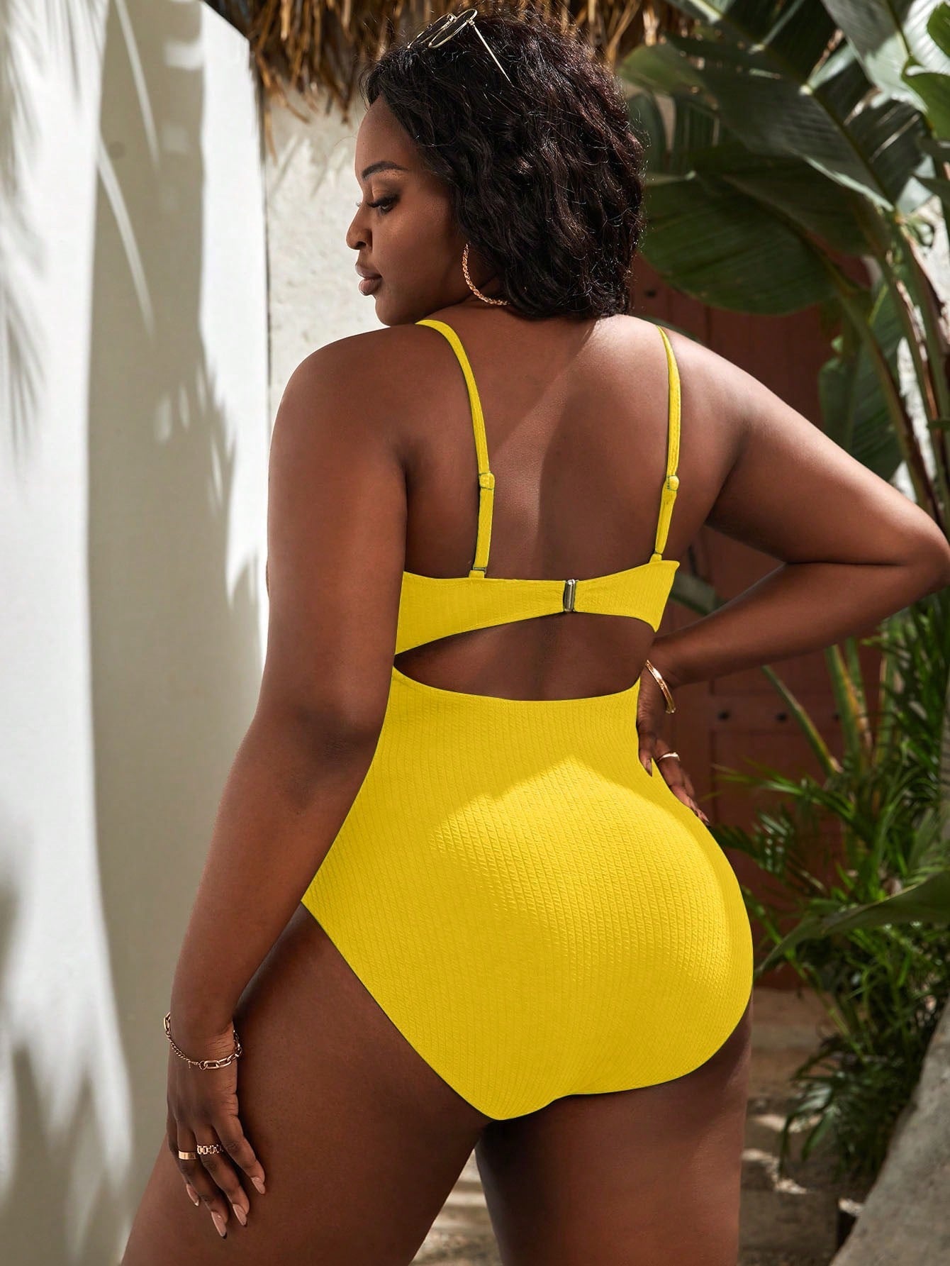 Maiô Amarelo Plus Size Pietra