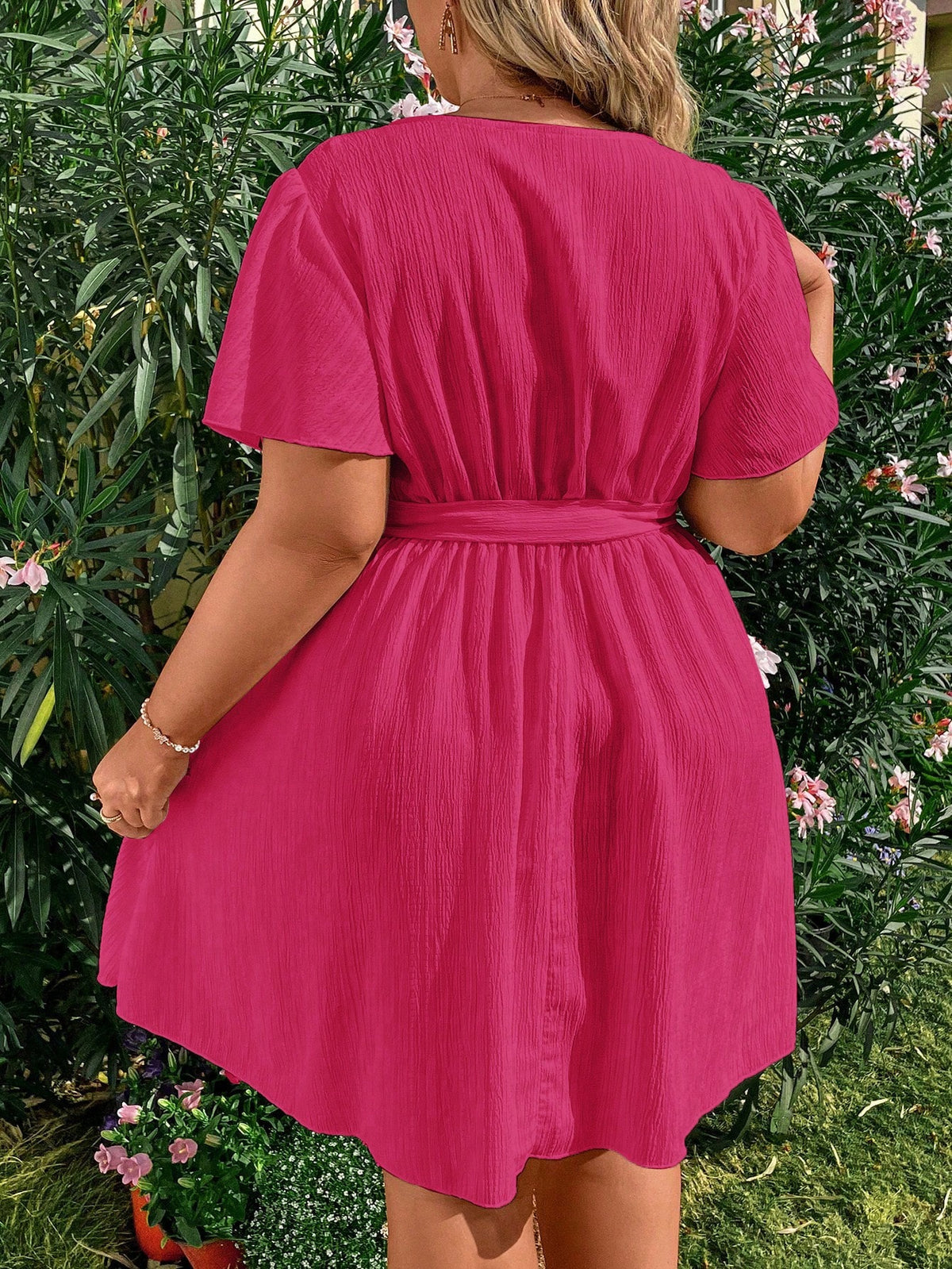 Vestido Plus Size Casual, Bainha com Babado e Manga Esvoaçant