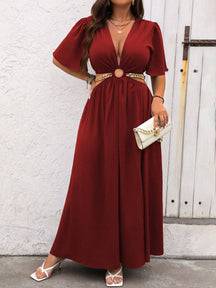 Vestido Casual Plus Size Azul Royal com Gola V Profunda