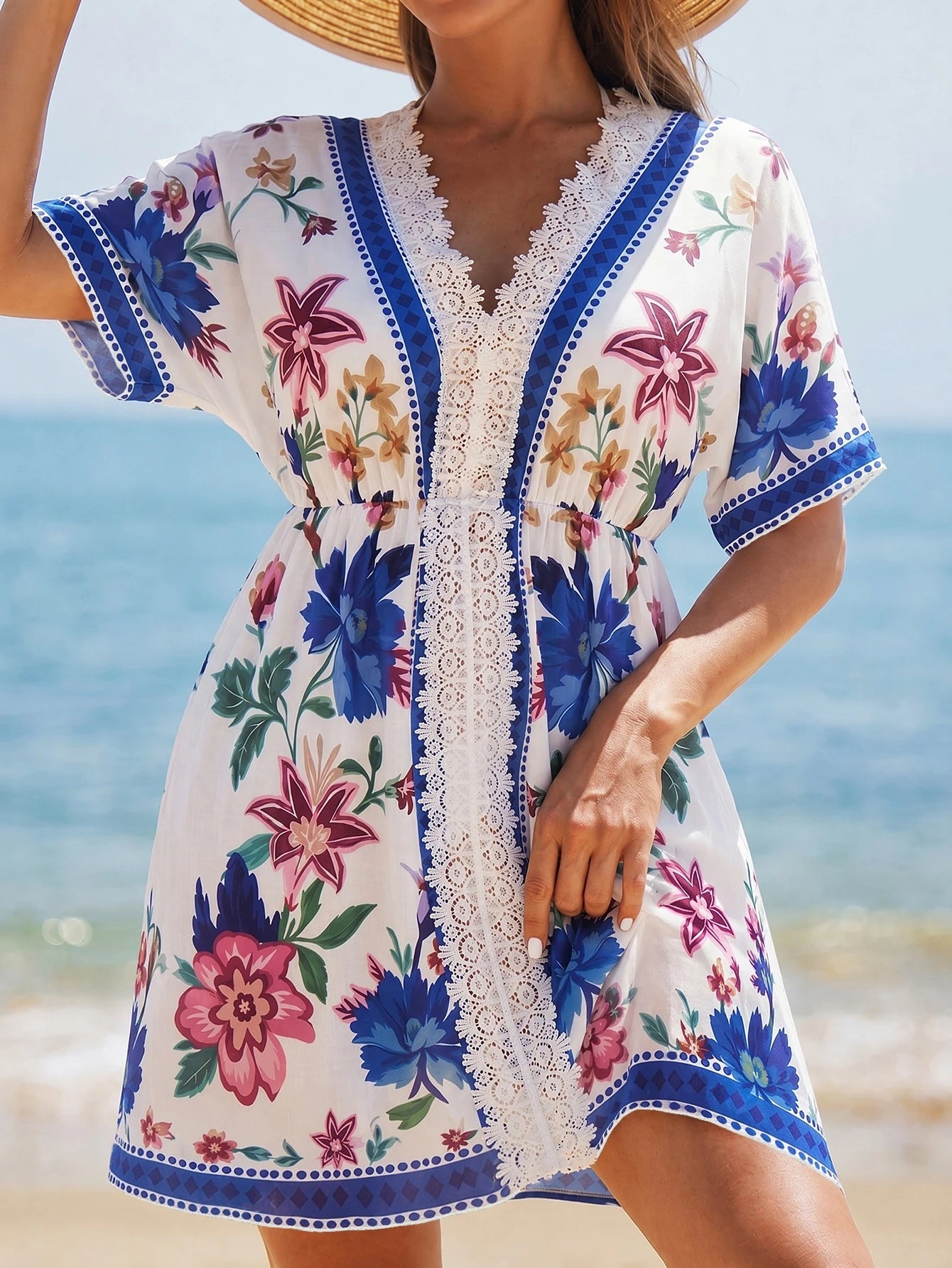 Saída Elegante Renda Verão